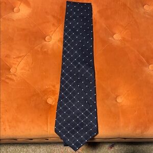 Vintage CHANEL Navy and White Patterned silk tie